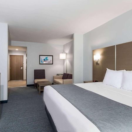 Days Inn & Suites By Wyndham Houston Nw Cypress Exteriör bild
